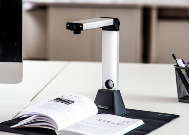 IRIScan Desk 5
